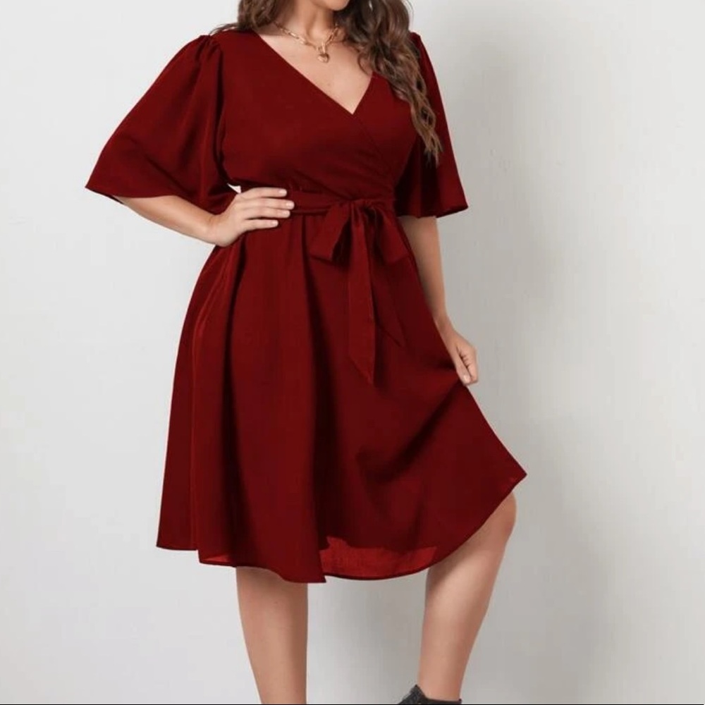 Last one Plus size belted butterfly sleeve dress burgundy - Picture 3 of 16
